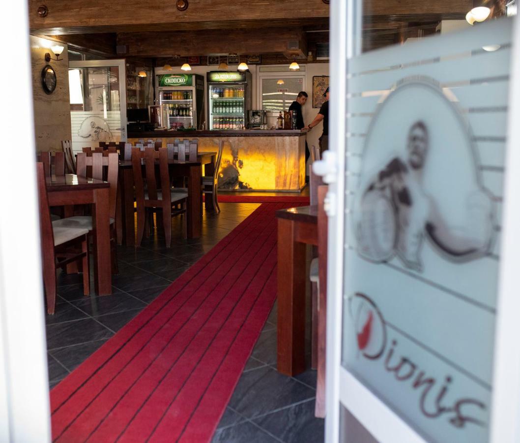 Dionis Rooms & Apartments Prilep Exteriör bild