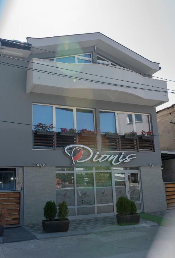 Dionis Rooms & Apartments Prilep Exteriör bild