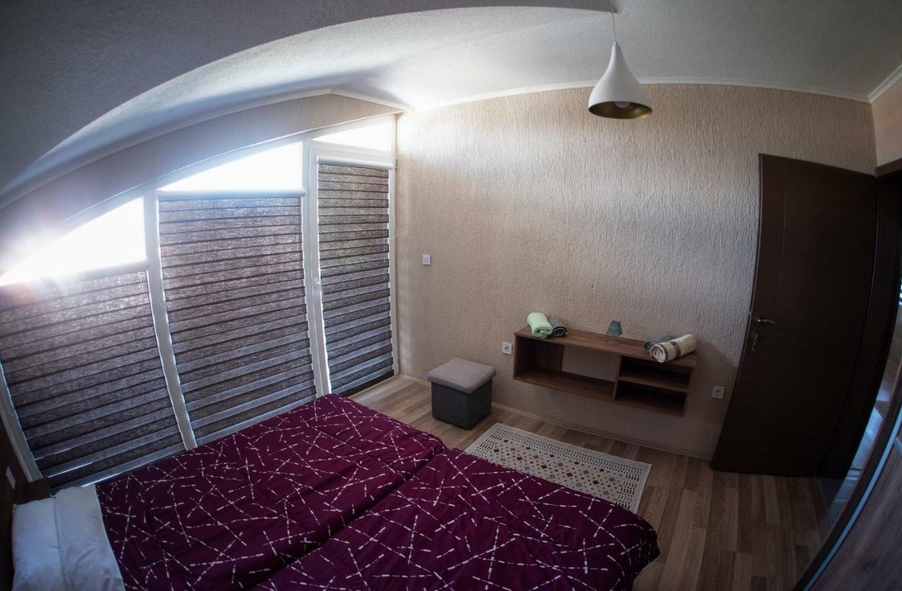 Dionis Rooms & Apartments Prilep Exteriör bild