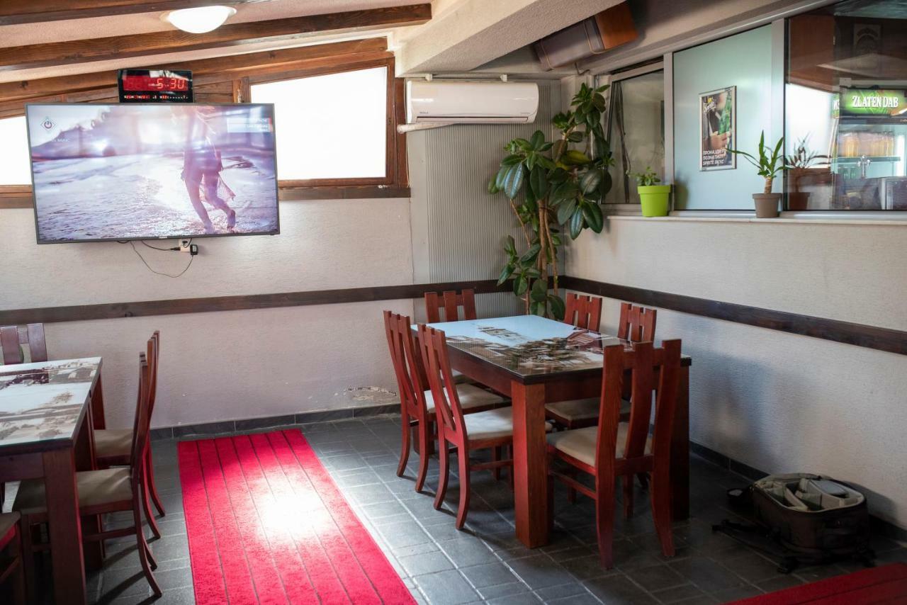 Dionis Rooms & Apartments Prilep Exteriör bild