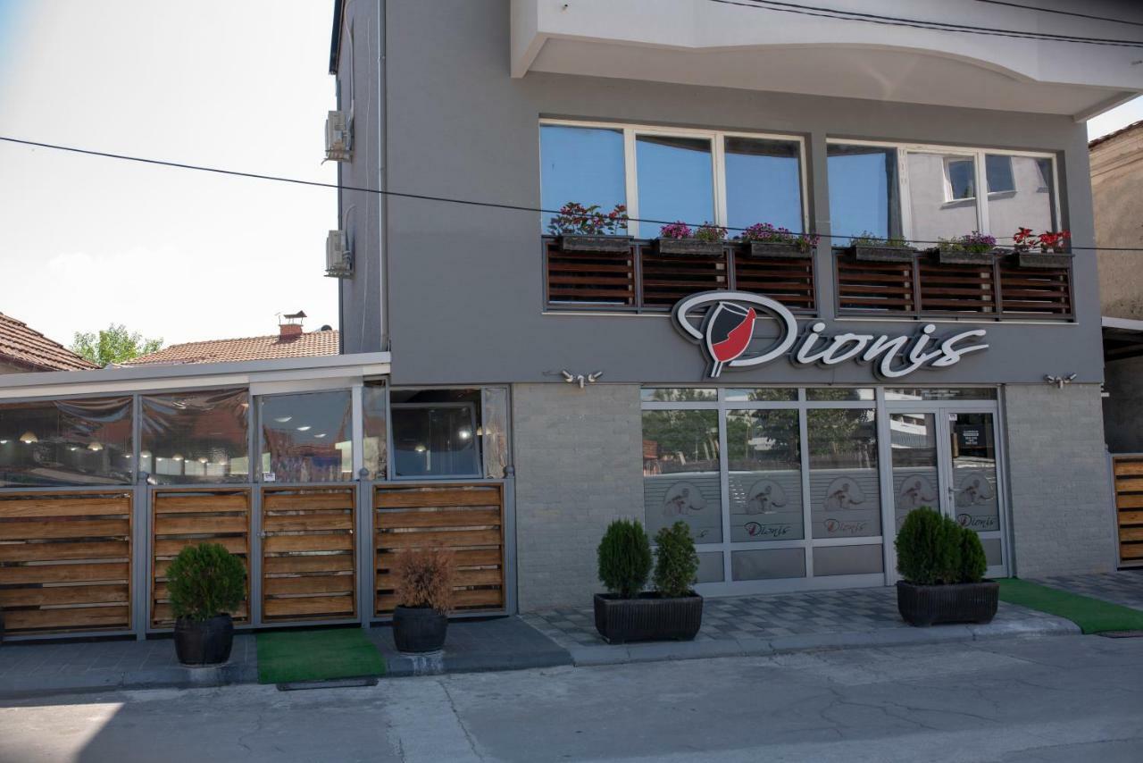 Dionis Rooms & Apartments Prilep Exteriör bild